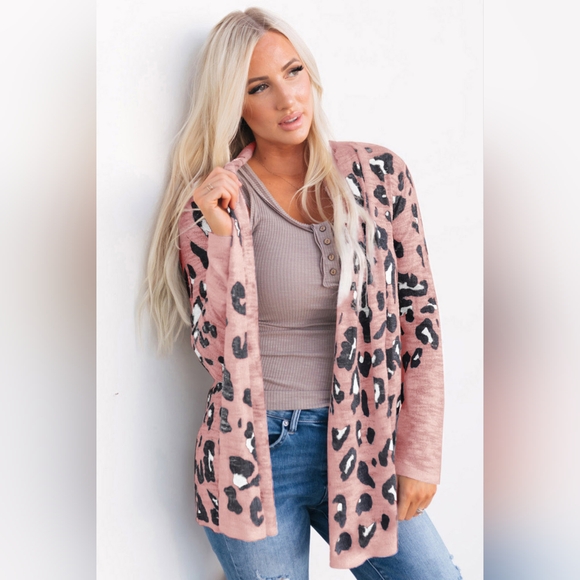 Sweaters - Women's Dusty Pink Leopard Printed Long Sleeve Cardigan
